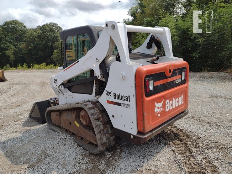 2014-bobcat-t590-image-42