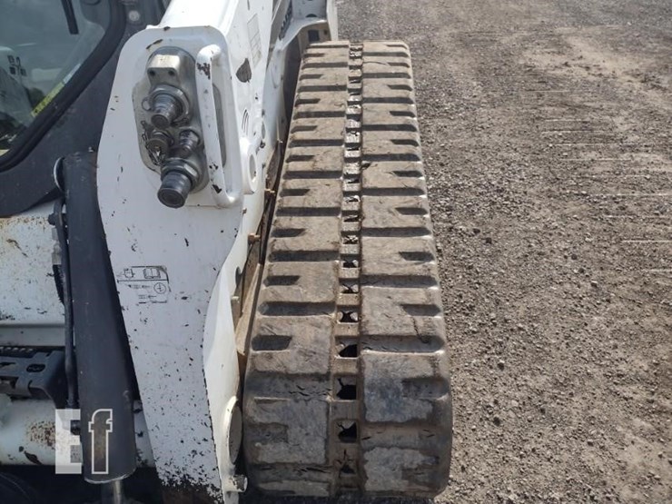 2019-bobcat-t740-image-28