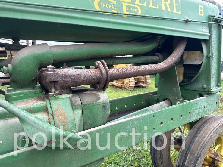 john-deere-b-image-25
