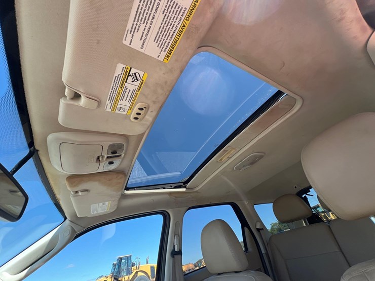 2011-ford-escape-image-15