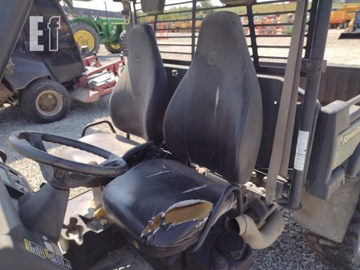 2011-john-deere-gator-xuv-825i-image-10