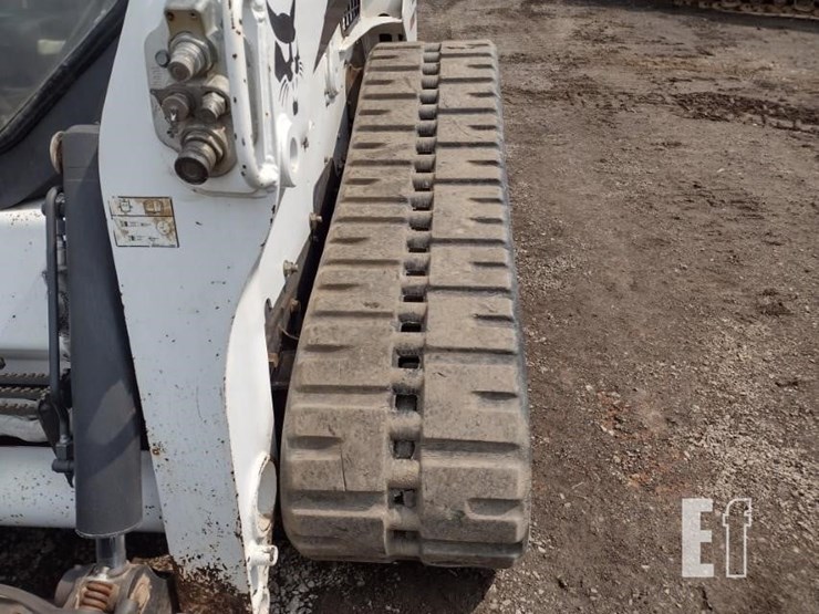 2012-bobcat-t750-image-27