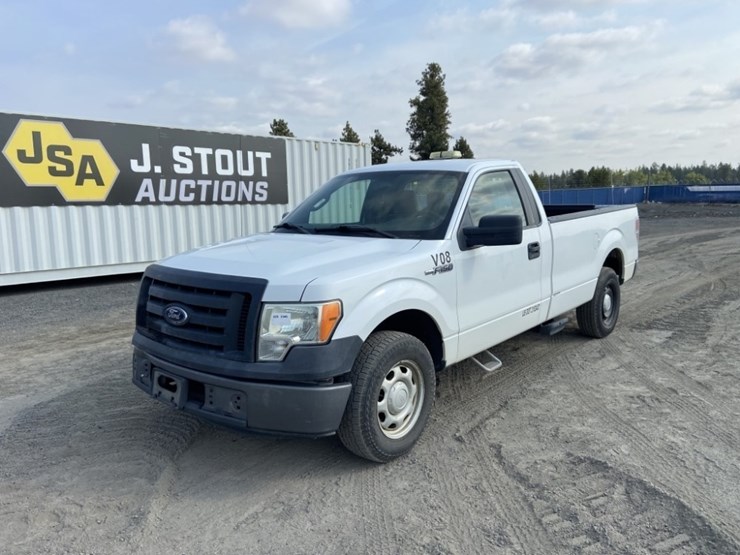 2011-ford-f150-xl-image-1