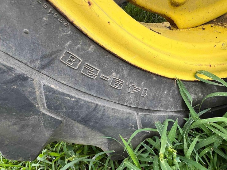 john-deere-435-image-13