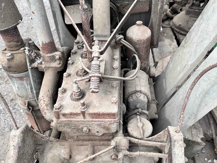 antique-combine-engine-image-4