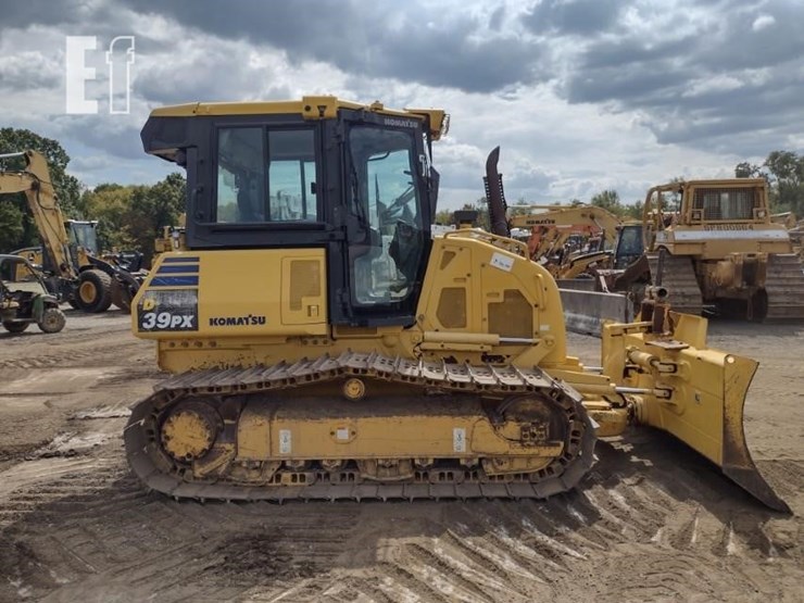 2017-komatsu-d39px-24-image-3