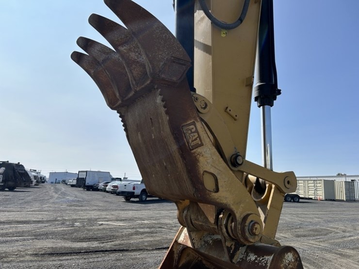 caterpillar-336-image-26