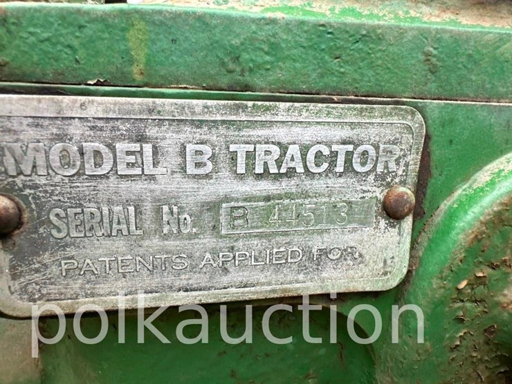 john-deere-b-image-9