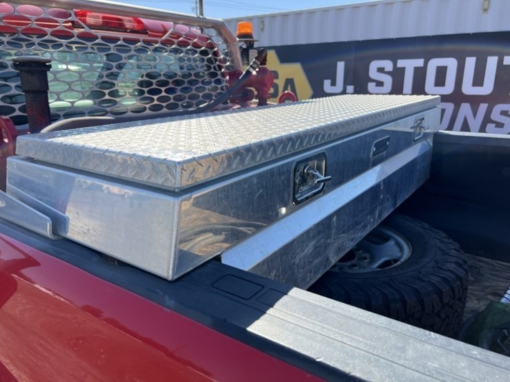 2020-chevrolet-silverado-2500-image-15