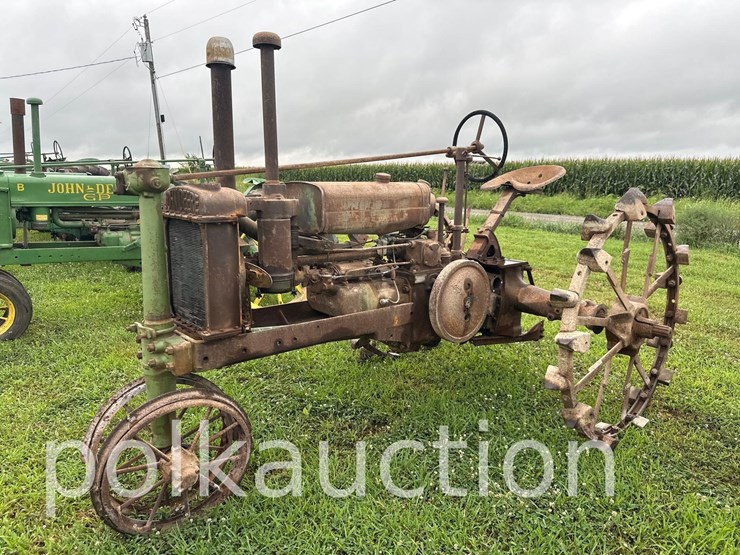 john-deere-b-image-17