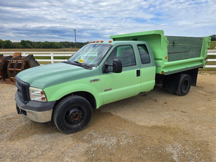 2007-ford-f350-image-1