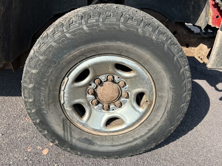 2003-chevrolet-2500hd-image-45