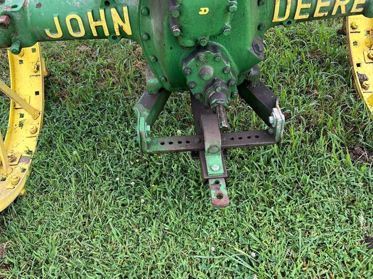 john-deere-a-image-12