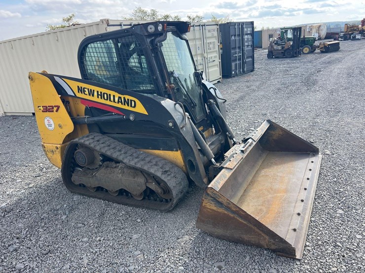 2022-new-holland-c327-image-3