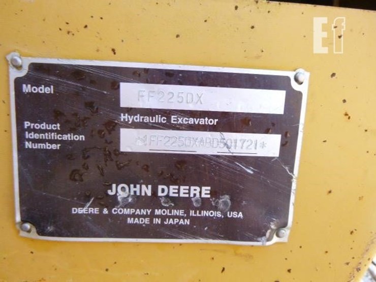 2011-deere-225d-lc-image-5