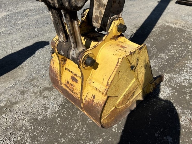 komatsu-pc120-image-11