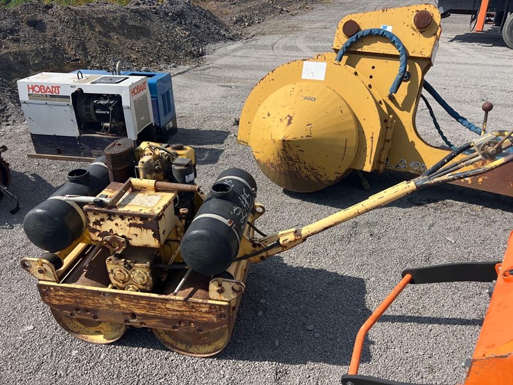 bomag-bw65s-image-4