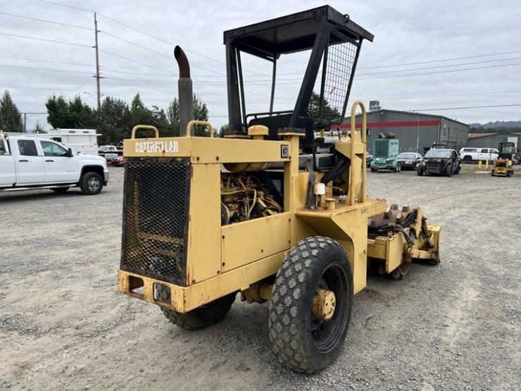 caterpillar-cp-323-image-4