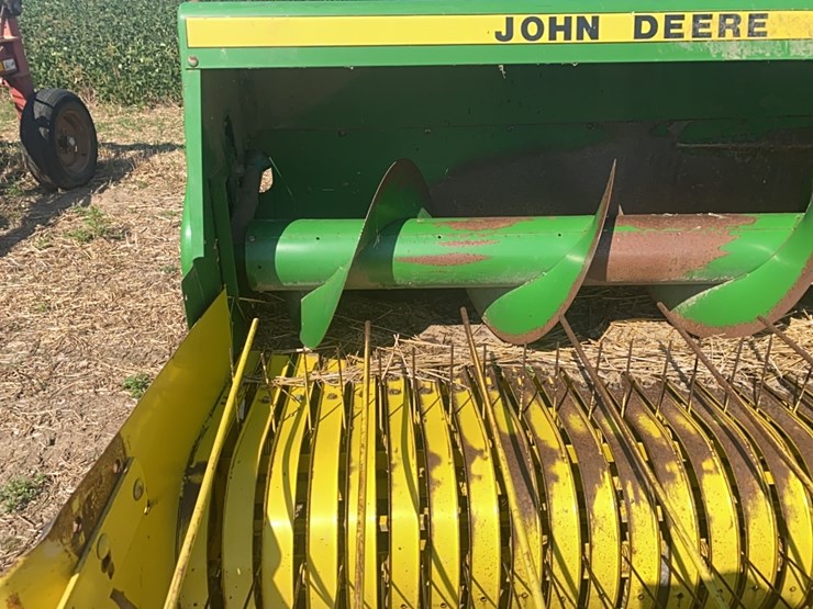 john-deere-328-image-9