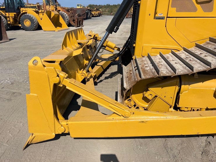 caterpillar-d6t-lgp-image-11