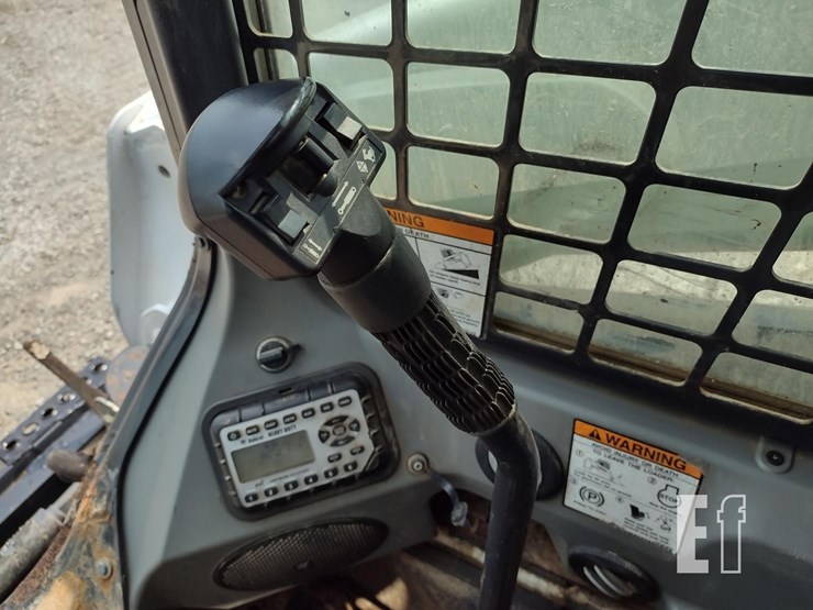 2014-bobcat-t590-image-9