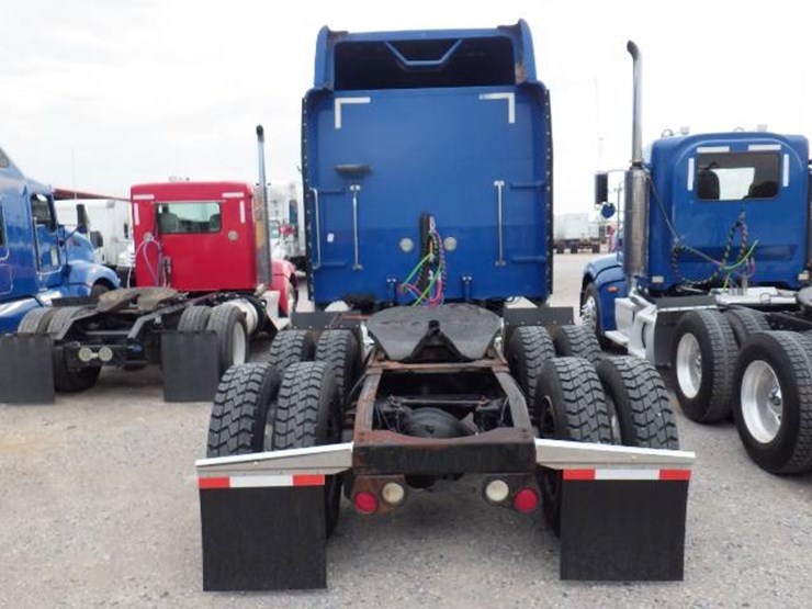 2007-peterbilt-386-image-8