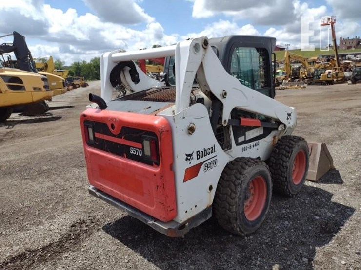 2017-bobcat-s570-image-29