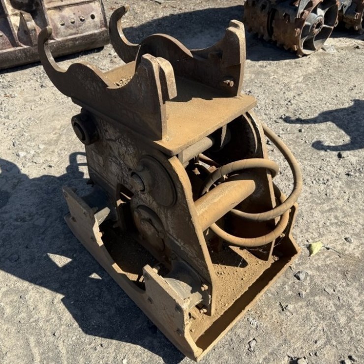 DEERE 410K