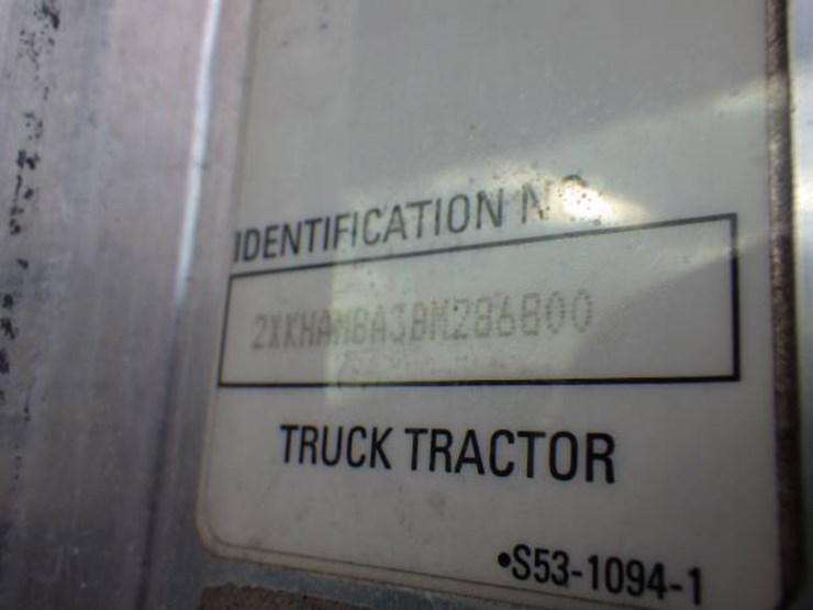 2011-kenworth-t370-image-13