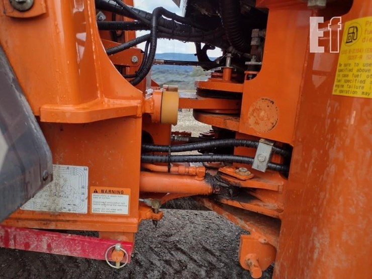 2023-hitachi-zw80-5b-image-22