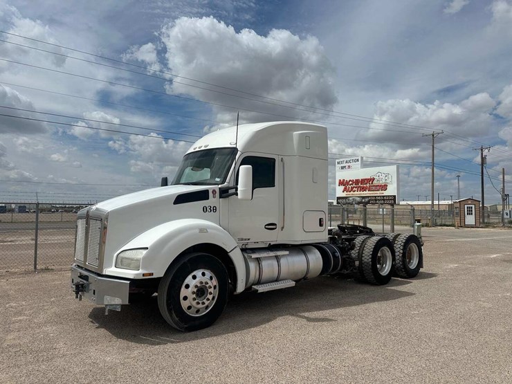 2018-kenworth-t880-image-1