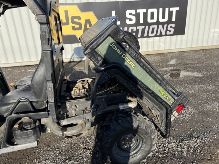 2011-john-deere-gator-image-14