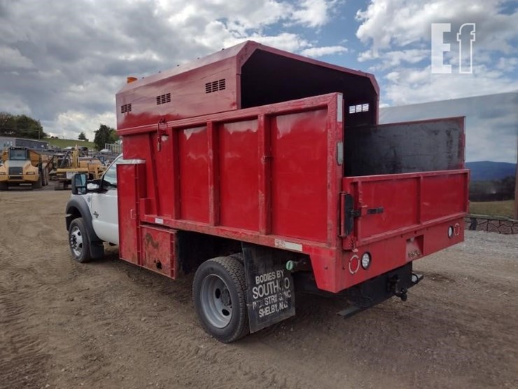 2012-ford-f550-image-28