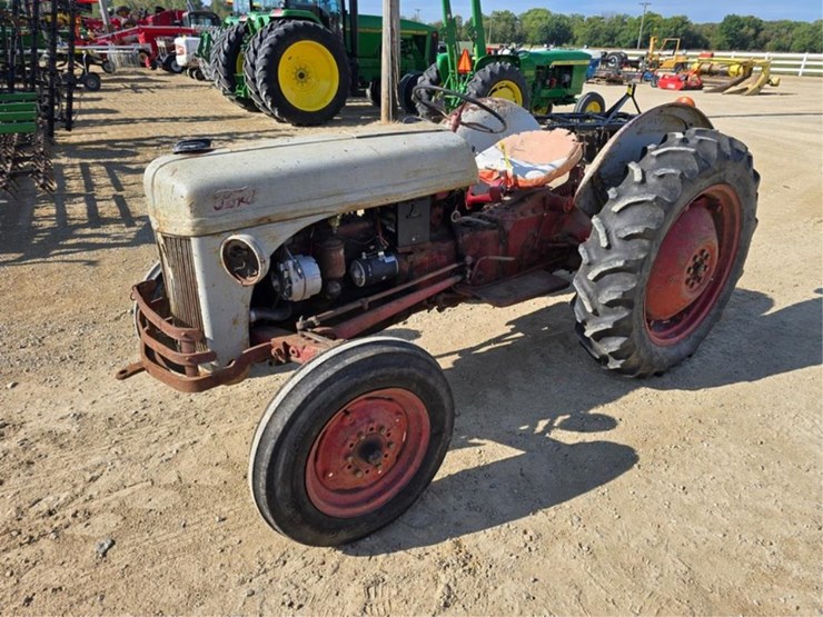 ford-8n-image-1