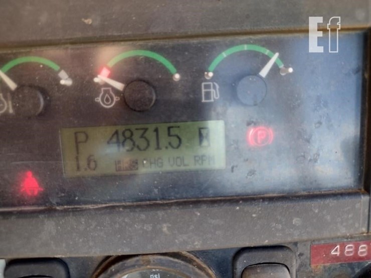 2004-deere-650h-image-6