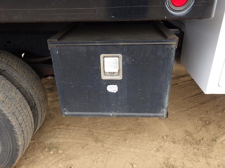 2011-ford-f550-image-20