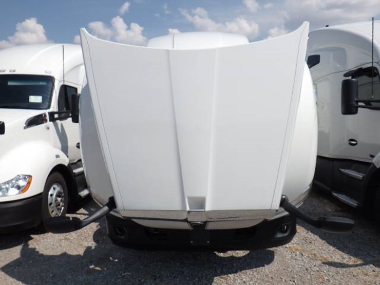 2021-kenworth-t680-image-13