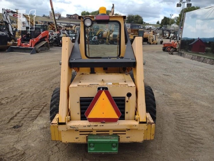 1990-deere-675b-image-4