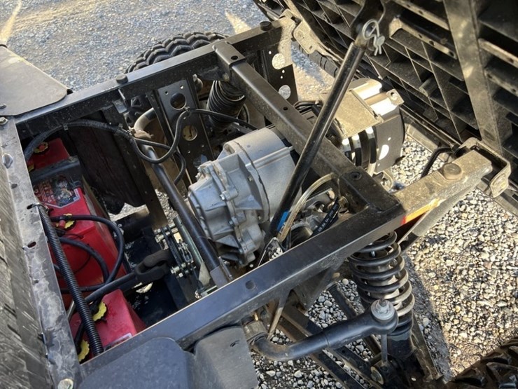 2011-polaris-ranger-ev-image-18