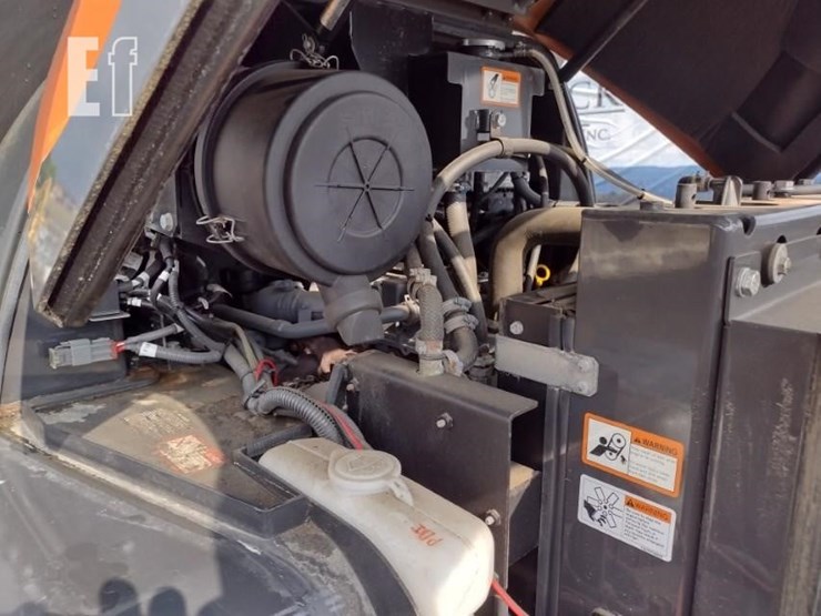 2023-hitachi-zw80-5b-image-26