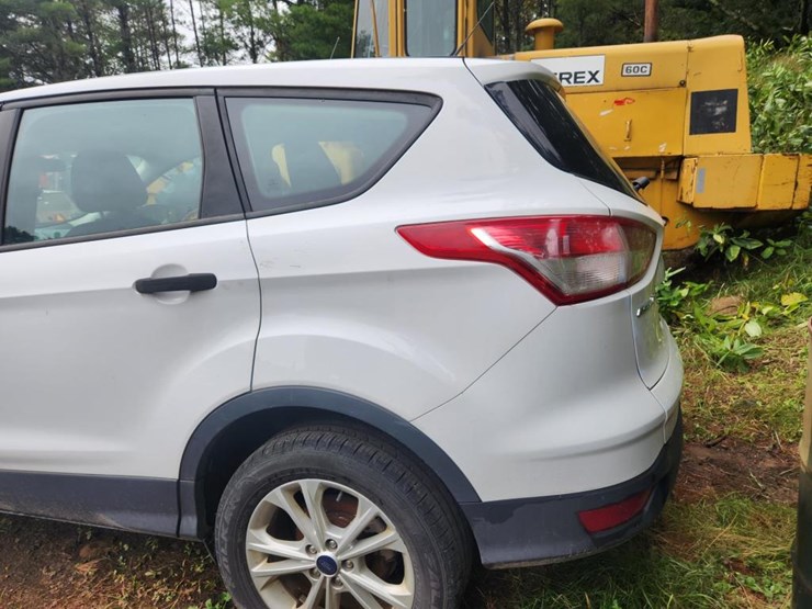 2014-ford-escape-image-12