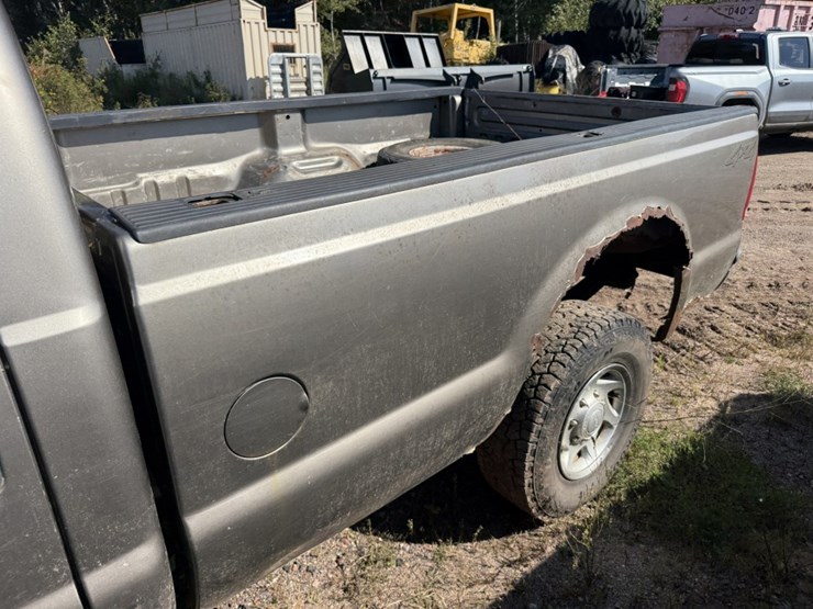 2004-ford-f250-image-11