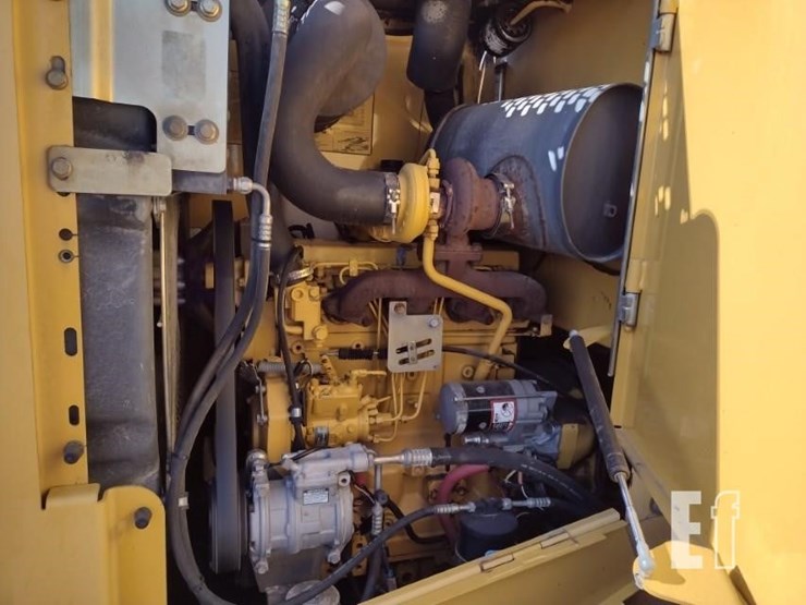 2003-deere-444h-image-27