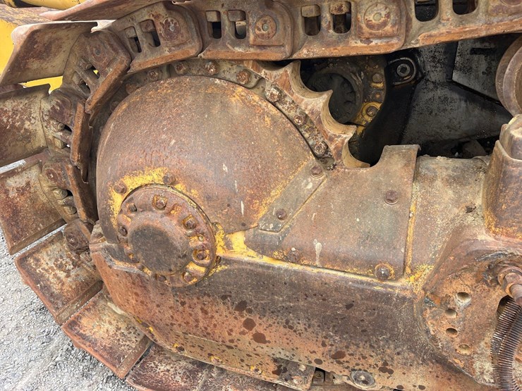 caterpillar-d9h-image-14