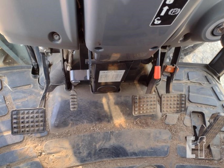 massey-ferguson-4607m-image-8