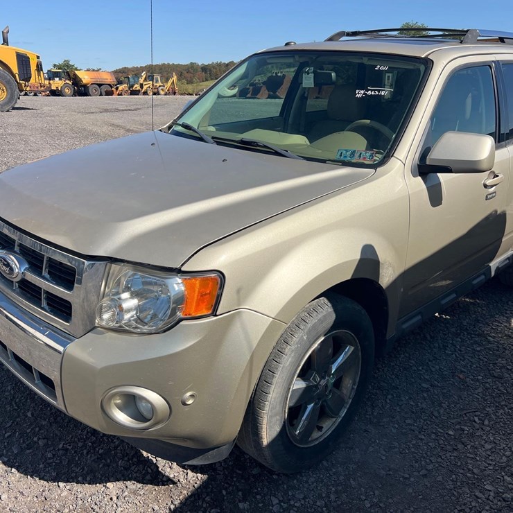 2011 FORD ESCAPE