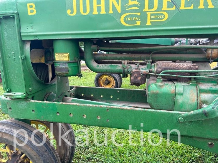 john-deere-b-image-7