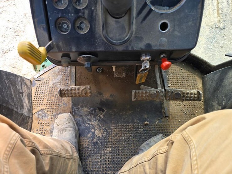 john-deere-4430-image-25