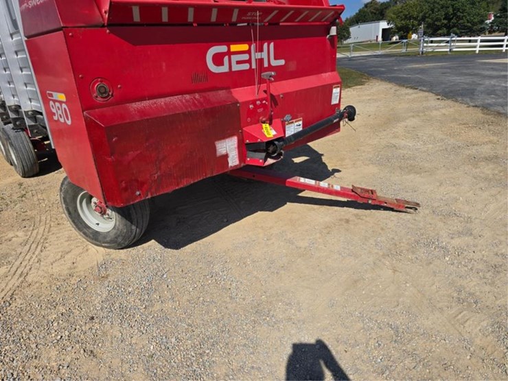 gehl-980-image-8