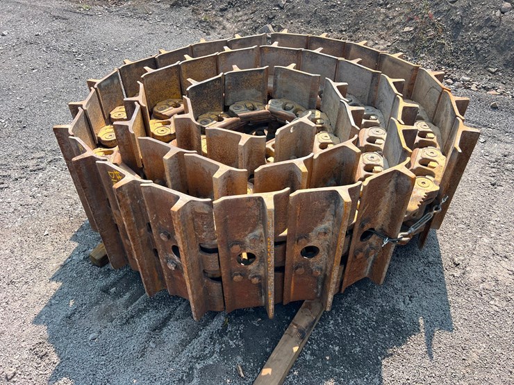 caterpillar-d10r-image-1